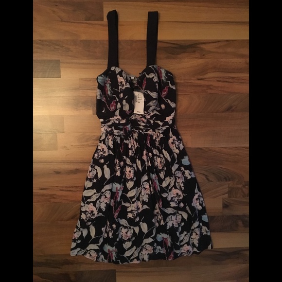 ✨Host Pick✨Brand New Kismet Bowen Spring Dress - Picture 11 of 12
